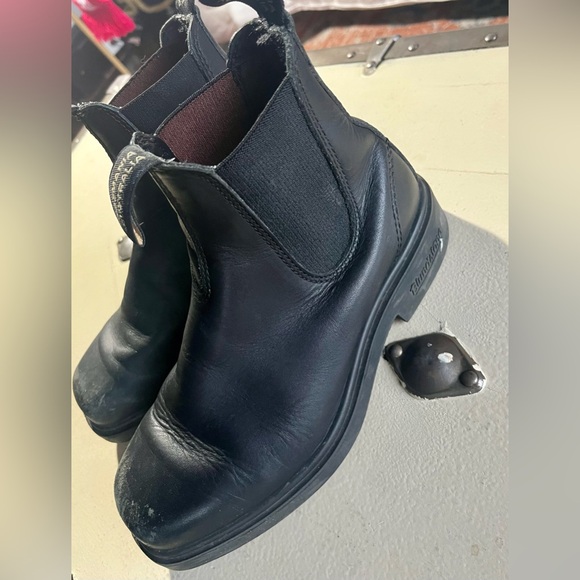 Blundstone Chelsea Boots #063: Dress Boots - Picture 3 of 6